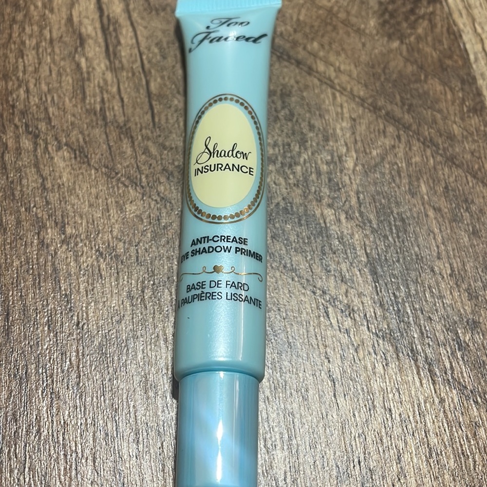 Brand-new form too faced.  anti-crease eyeshadow primer - Picture 3 of 3